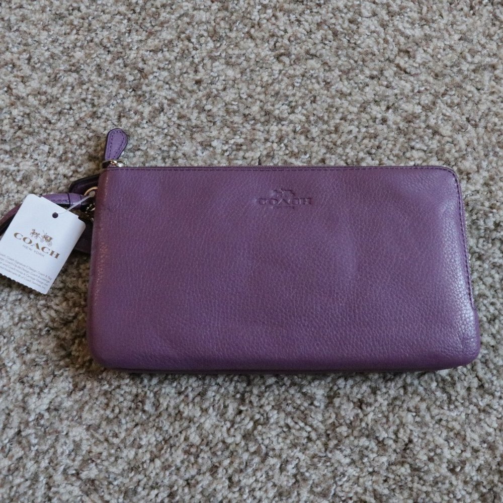 Coach Double Zip Wallet in Pebble Leather